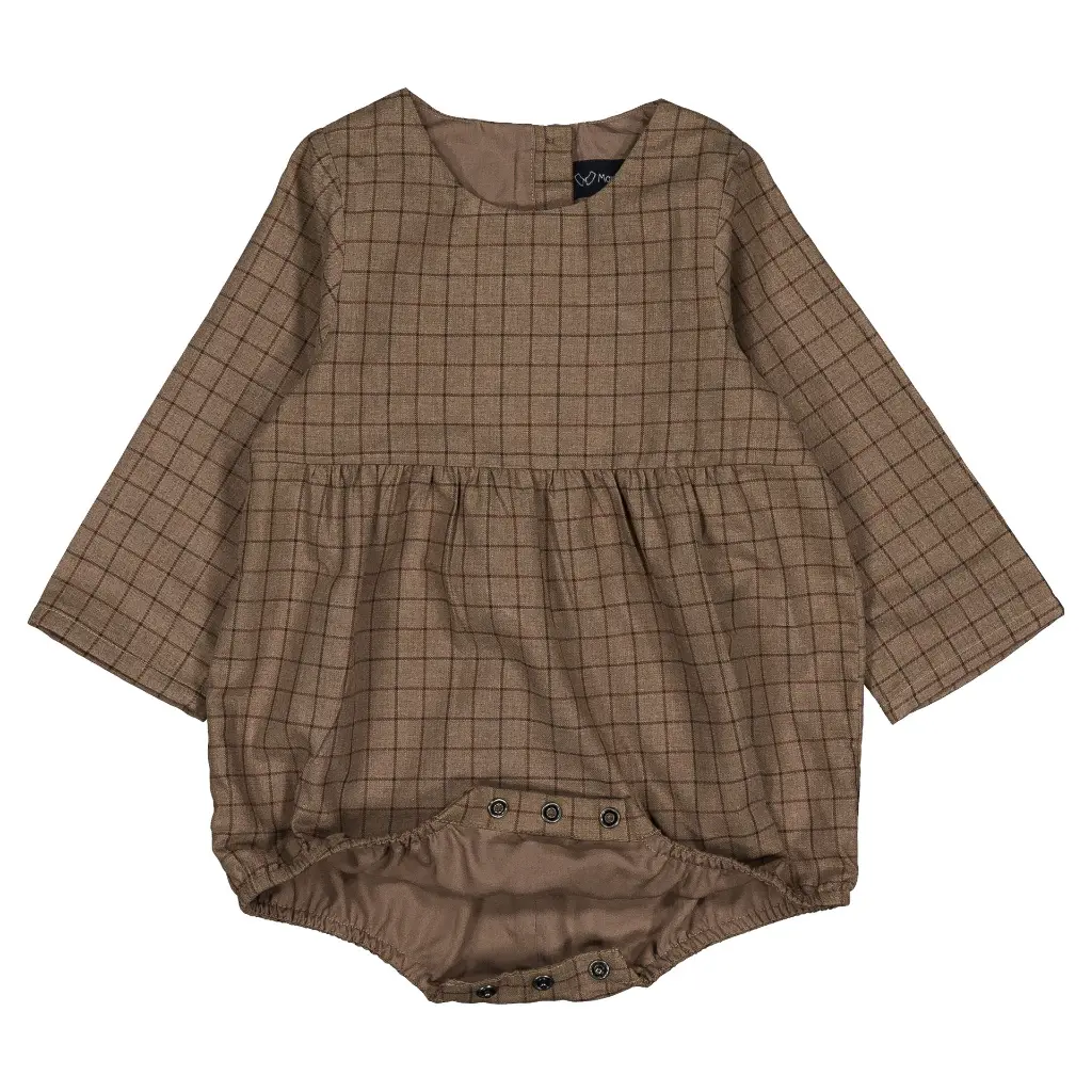 P250922102430-Medium-RAW-71_alpha (1).webp